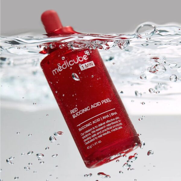 Medicube 21% Red Succinic Acid Cleansing Booster Serum (40g)